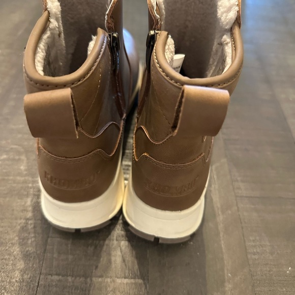 Khombu Brown Boots Cozy Fleece Lining Slip-On - Picture 2 of 7